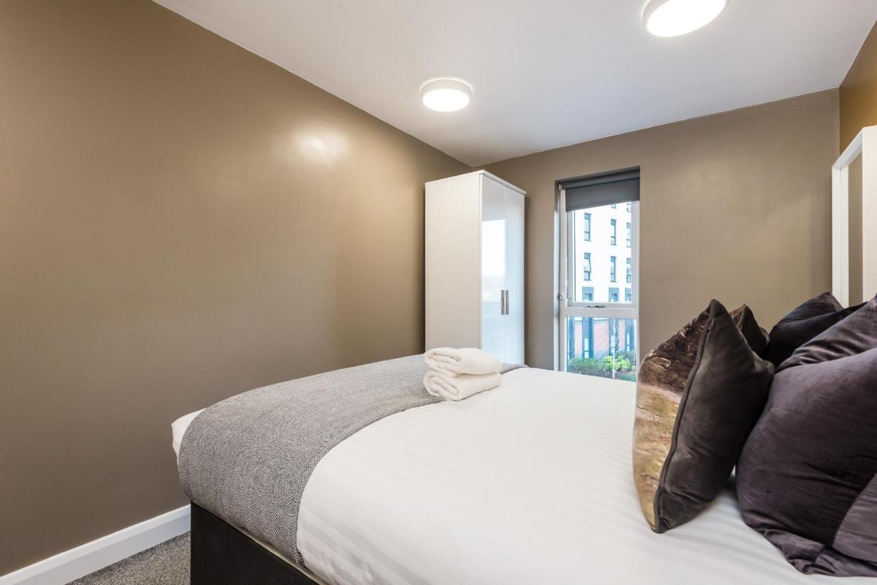 Host Apartments - Spacious 3 Bed Apartment With 3 Ensuites Λίβερπουλ Εξωτερικό φωτογραφία